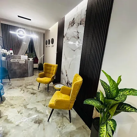 Shopi Hotel